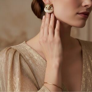 Vintage Gold Tone Owl Stud Earrings Black Rhinestone Eyes Cream Lucite Dome